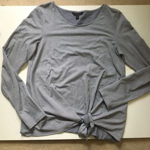 Banana Republic long sleeve tie front shirt